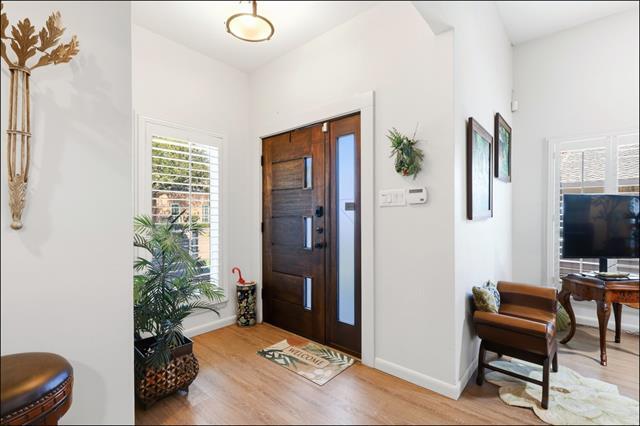 Foto del edificio - 5718 Over Downs Cir