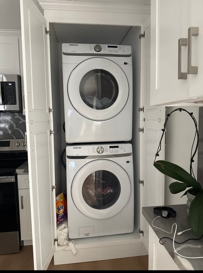 Foto del edificio - 22827 1/2 Calvert St