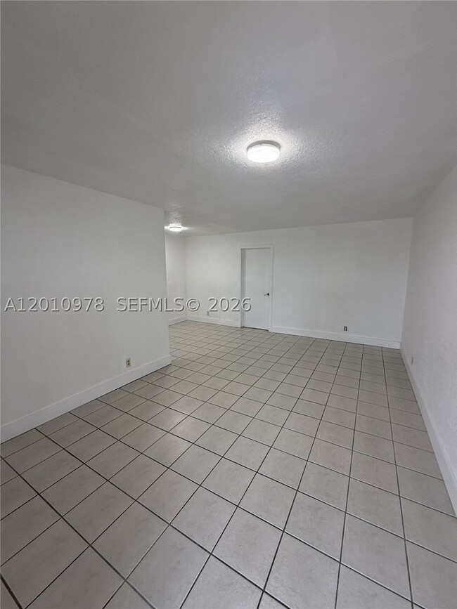 Building Photo - 9375 SW 40th St