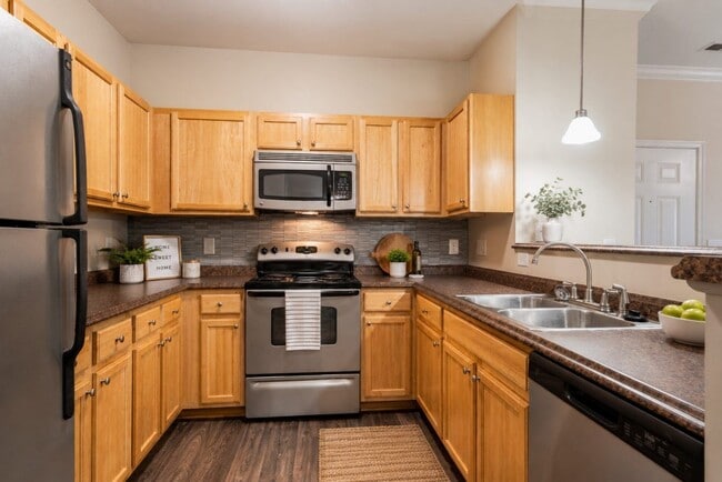 Building Photo - Carden Place Apartment Homes