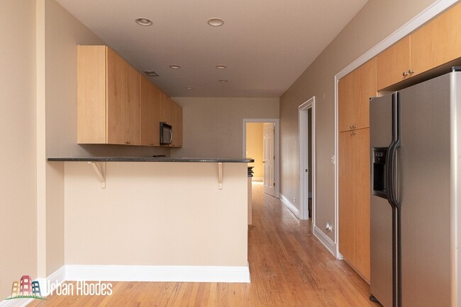 Building Photo - 728 N Willard Ct