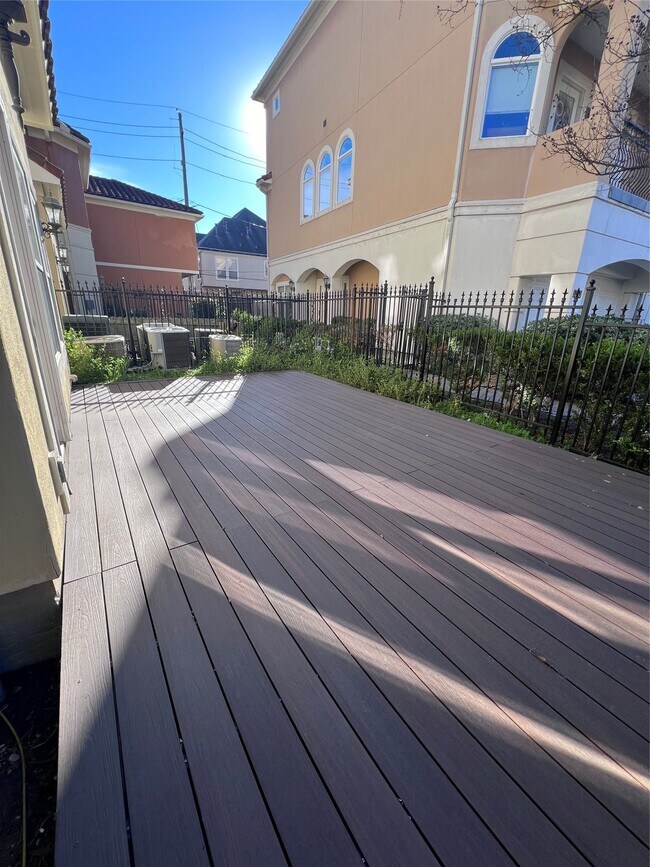 Foto del edificio - 3000 McCulloch Cir