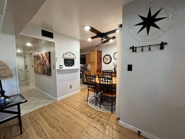 Foto del edificio - 12102 Carriage Ct SE