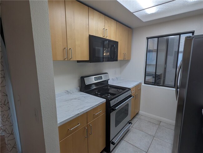 Building Photo - 13990 Ramhurst Dr