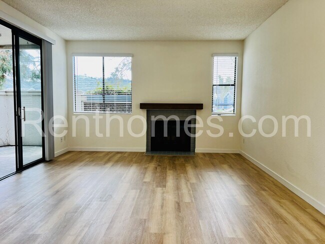 Building Photo - Mission Valley, 2204 River Run Drive #20, ...