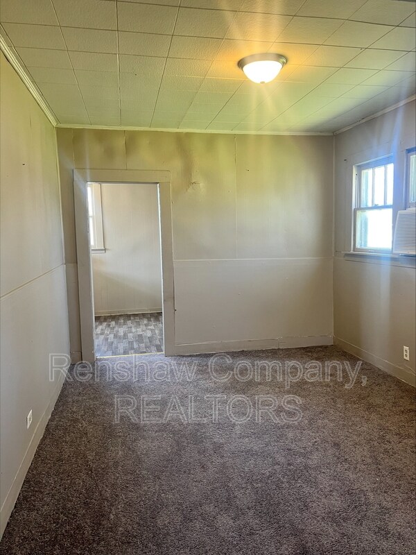 Foto del edificio - 415 S Court St
