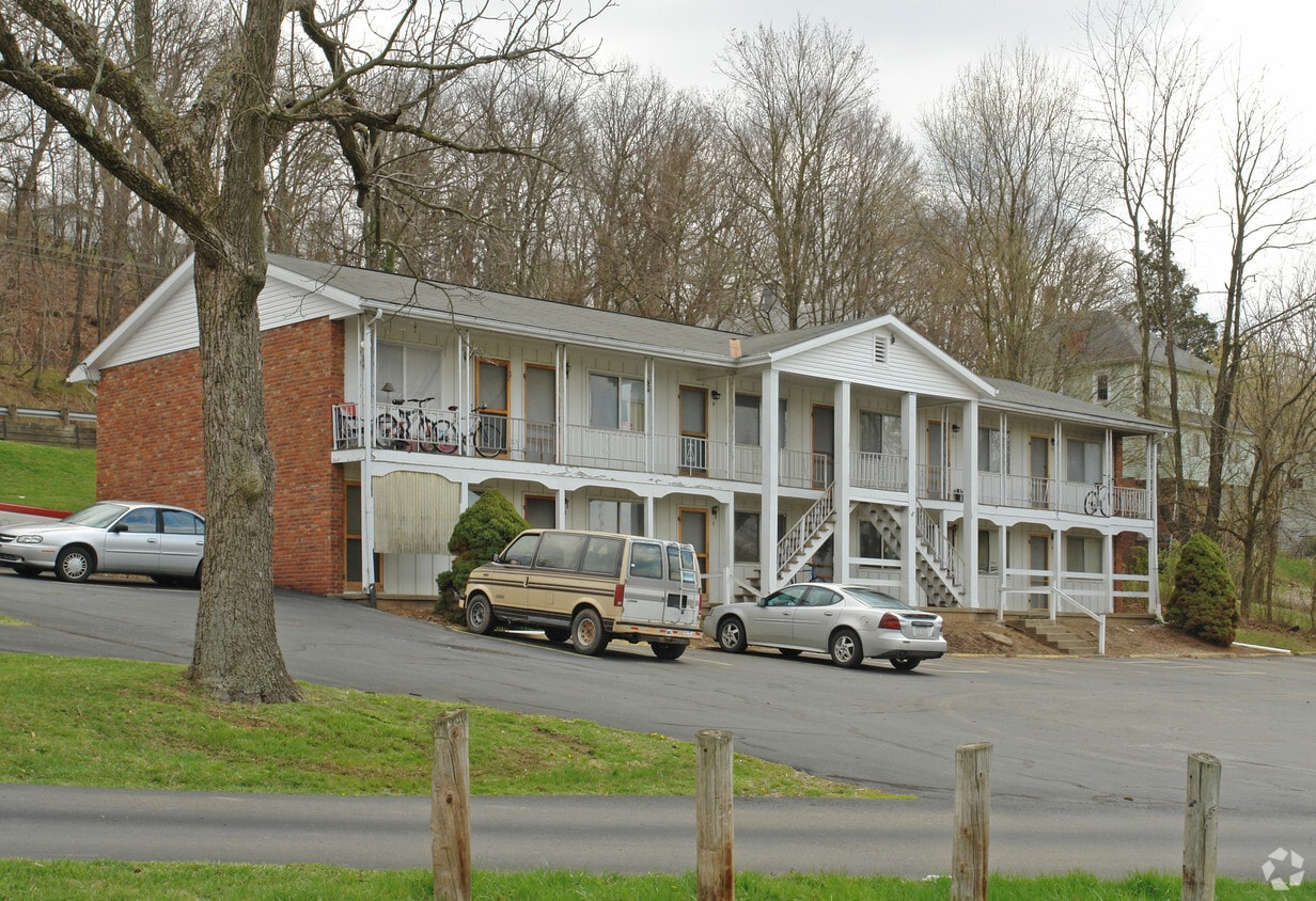 250 Pennsylvania Ave, Marietta, OH 45750 Apartments in Marietta, OH