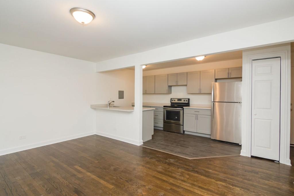 Foto principal - 1 bedroom in CHICAGO IL 60660