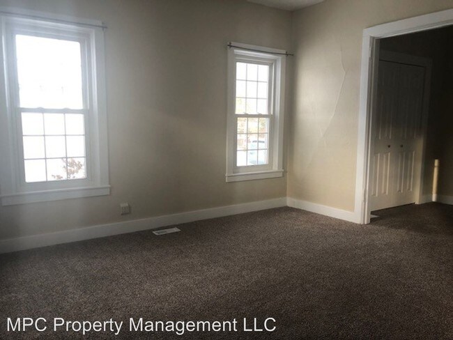Building Photo - 1 br, 1 bath Apartment - 315 S 8th Street