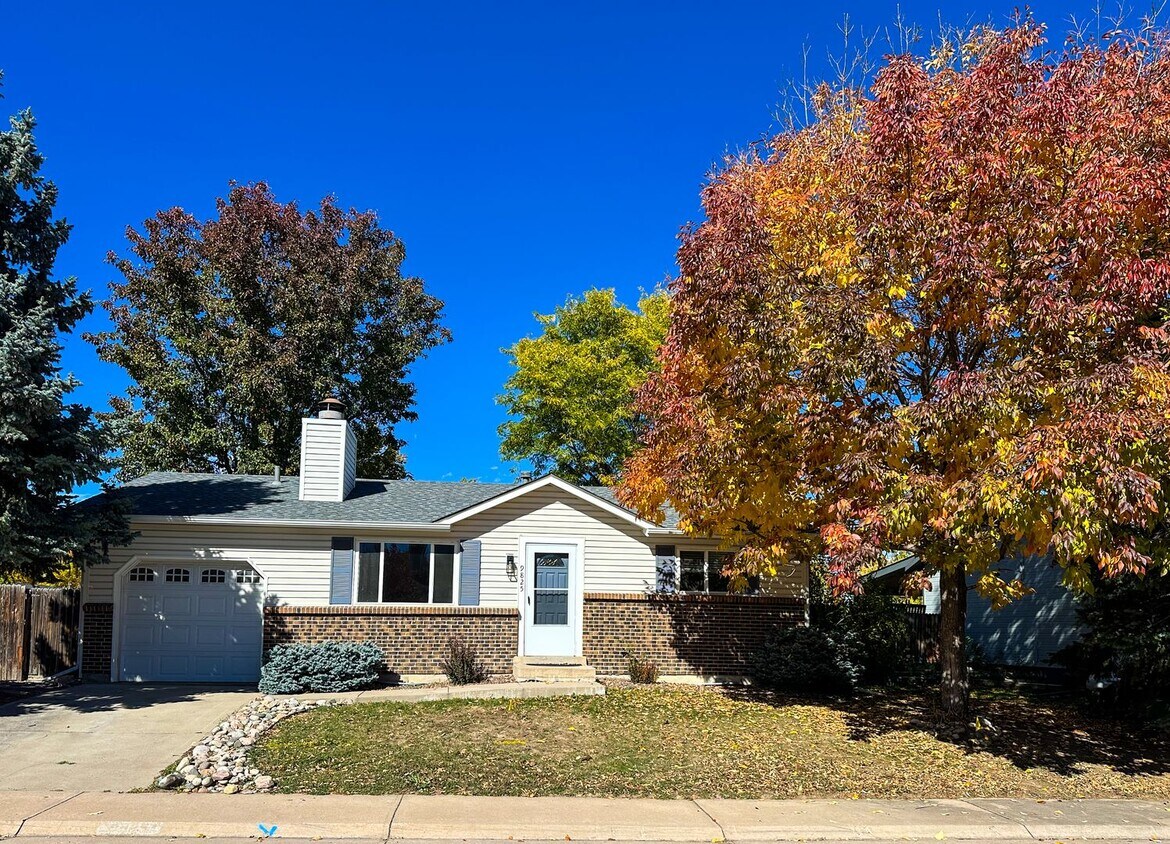 Primary Photo - Updated Single-Family Home in Littleton
