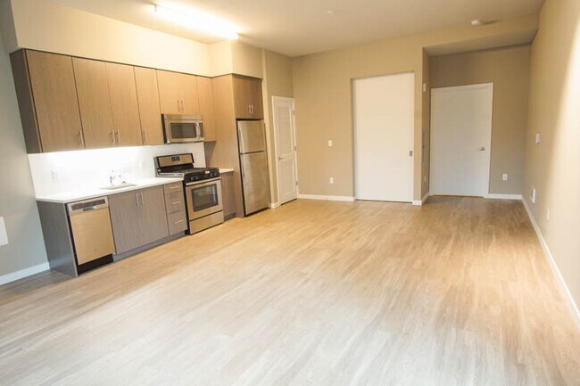 Foto del edificio - Stylish Garden Level-1 Bdr  w/ Dishwasher & Laundry in Sellwood!