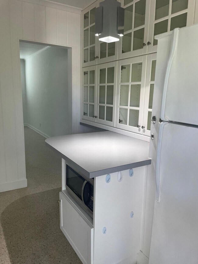 Foto del edificio - 1176 Cabana Rd