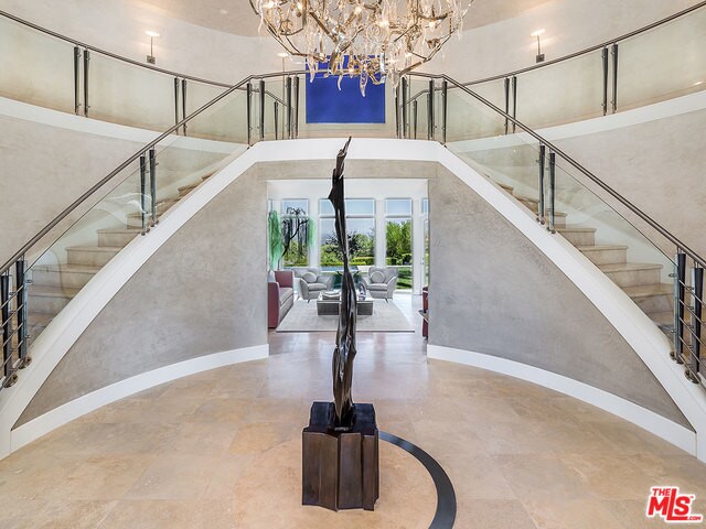 Foto del edificio - 6005 Annie Oakley Rd