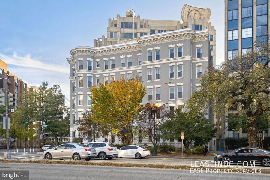 Foto principal - 1300 Massachusetts Ave NW
