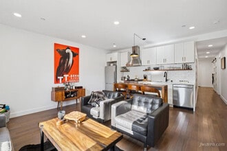 Building Photo - 919 Vallejo St