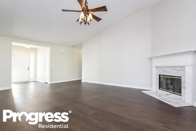 Foto del edificio - 2585 Fairmont Park Ct