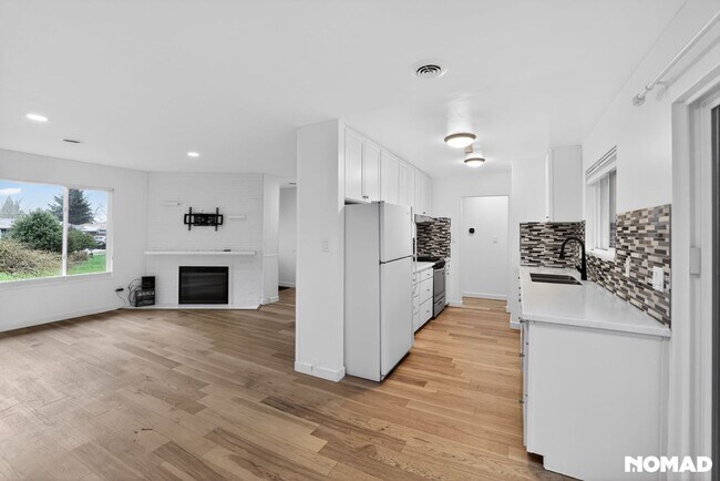 Foto del edificio - 375 SW Devon Ln