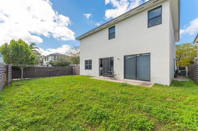 Building Photo - 13673 SW 159th Ave