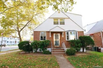 Building Photo - 50-36 190th St