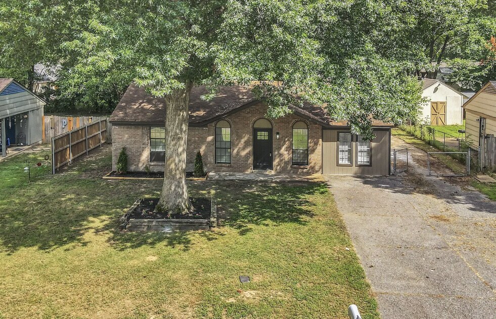 Photo - 2919 Normandy Dr (Horn Lake, MS)