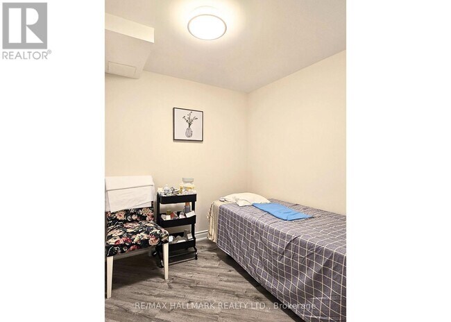 Photo du bâtiment - 71 Titan Trail