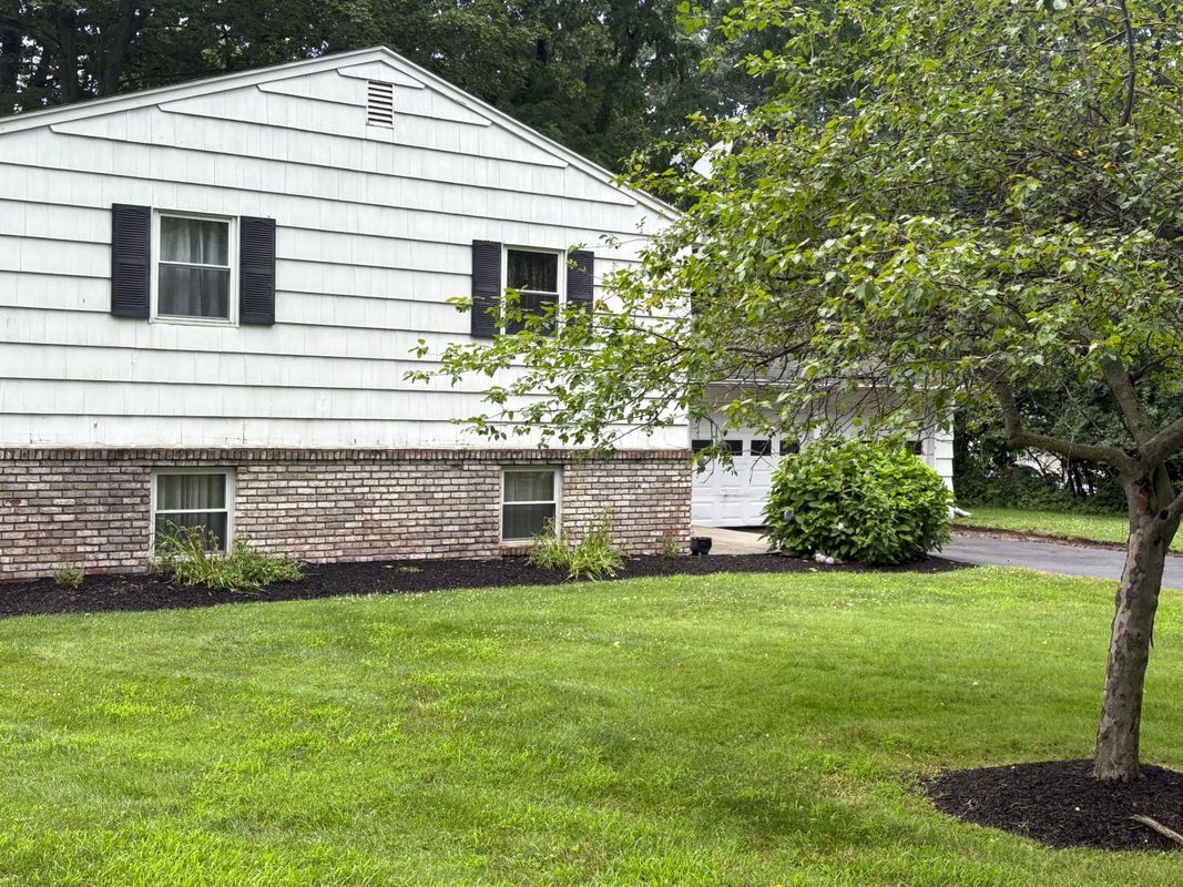 Foto principal - 732 Liberty St