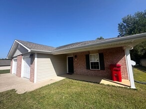 Building Photo - 20924 Hartsburg Ln