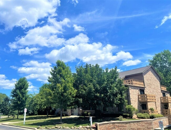 Interior Photo - Parkwood Lake Apartments