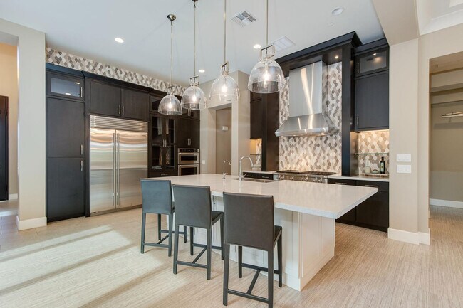 Foto del edificio - 5411 E Duane Ln
