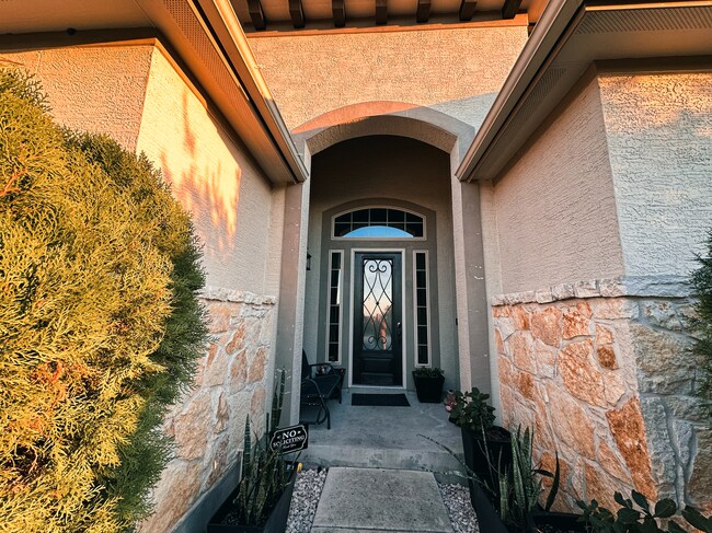 Building Photo - 6210 Fishpond Rd