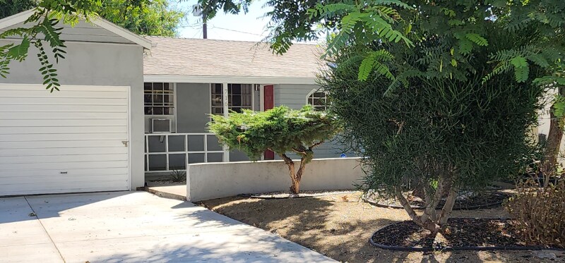 Primary Photo - 716 N Parish Pl