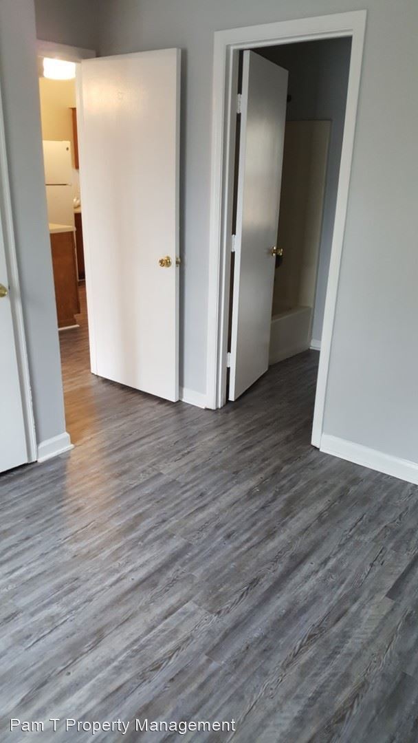 Building Photo - 2 br, 1 bath House - 108 Wisteria Court