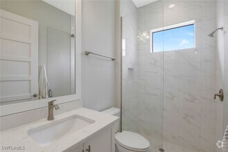 Building Photo - 7075 Dominica Dr