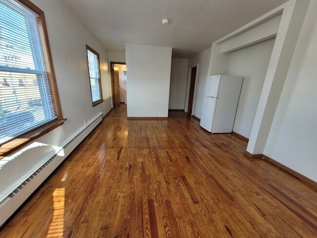 Foto del edificio - 119 S Walnut St