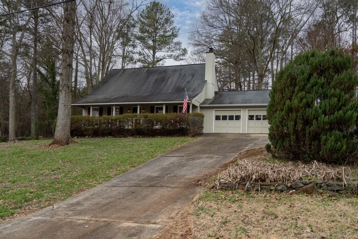 Primary Photo - 143 Stone Mill Ln NW