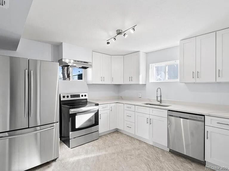 Primary Photo - 1315 W Nevada Pl
