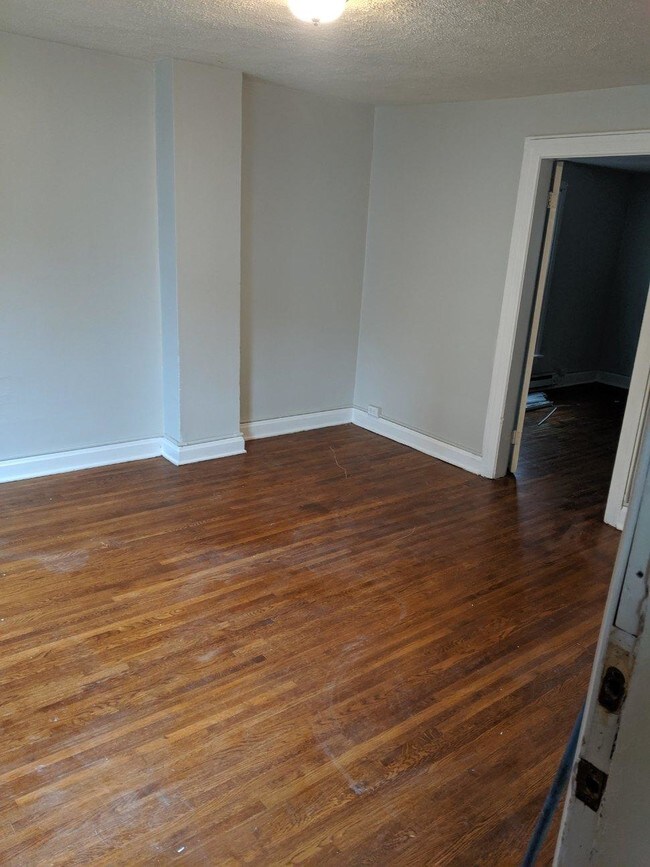 Foto del edificio - 228 N Locust St
