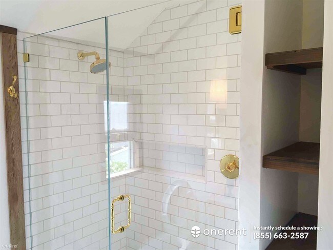 Foto del edificio - 3 br, 1 bath Duplex - 1940 Hearst Ave