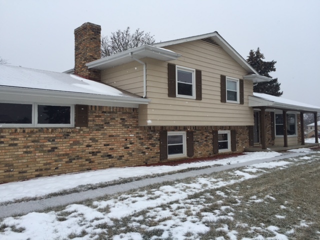 Building Photo - 1573 Wagon Wheel Lane