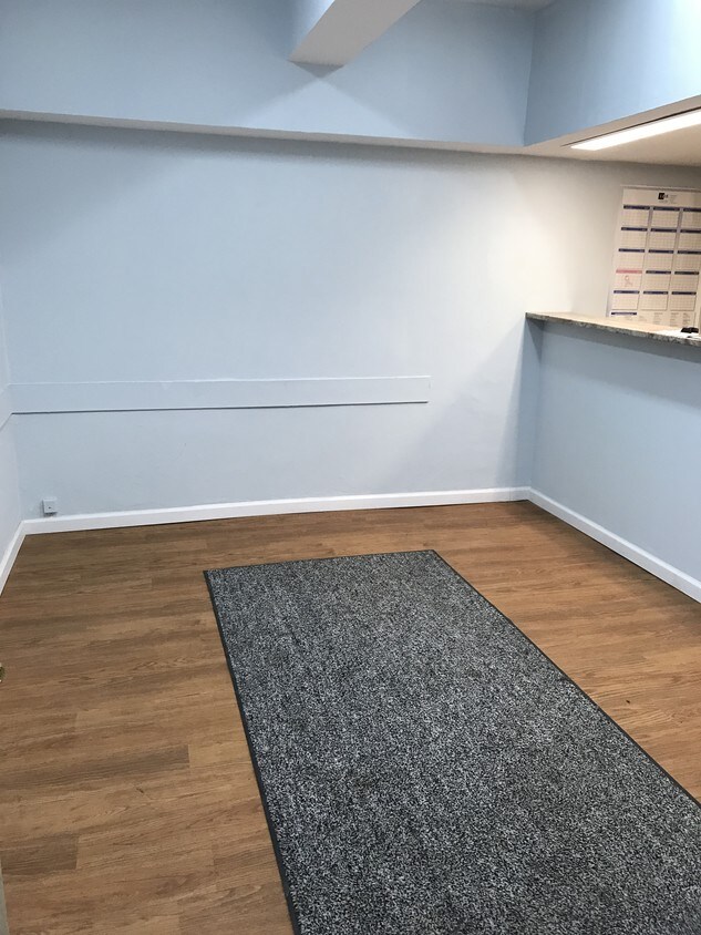 Foto principal - 93-30 Queens Blvd