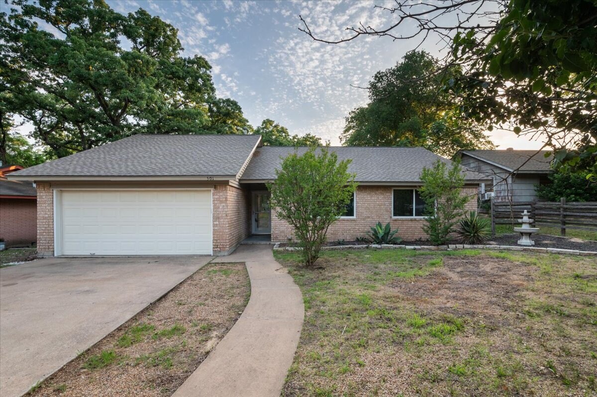 Foto principal - 501 Calhoun Dr