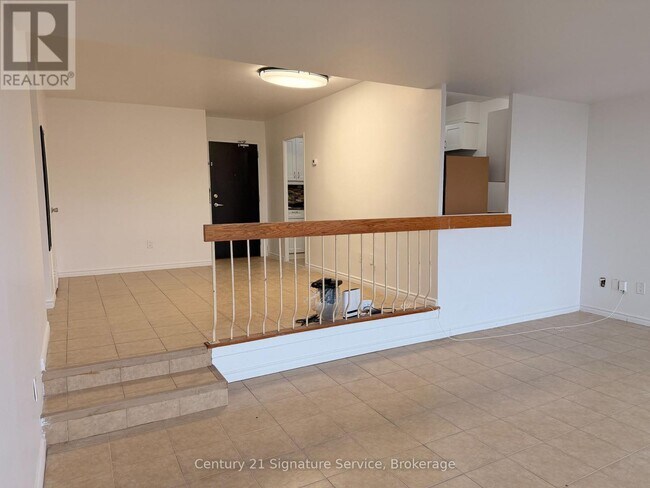 Building Photo - 31 Four Winds Dr