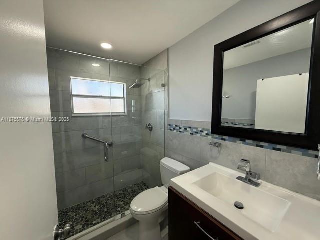 Building Photo - 1392 Riverside Cir