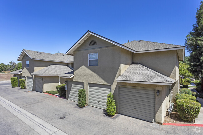 Exterior Building with Garage - Cottonwood Grove