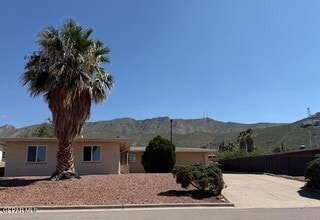 Building Photo - 4120 Larchmont Dr