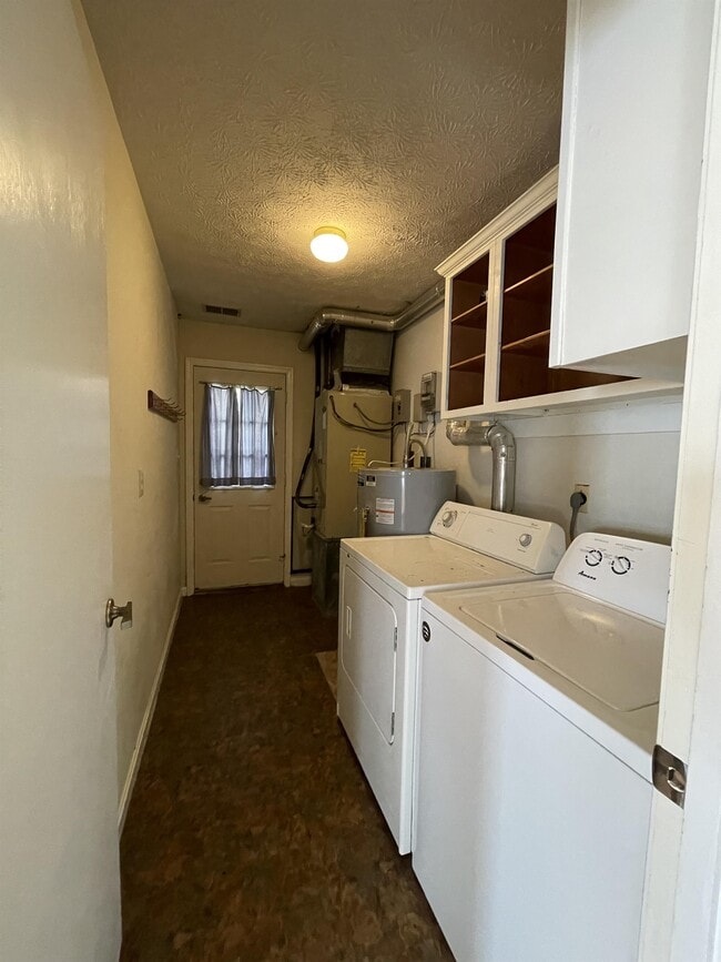 Building Photo - 23219 Scotch Pine Ct