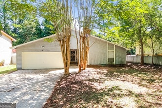 Building Photo - 8178 Winewood Way