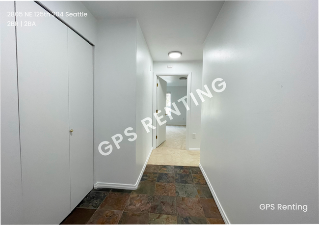 Foto del edificio - Beautiful Bed 2, Bath 2, home!