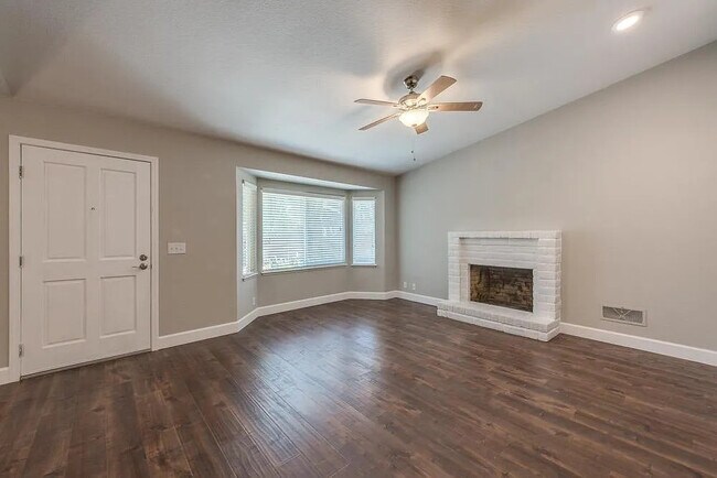 Living Room - 3019 Lillard Dr