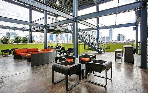 Foto del edificio - 1531 Inspiration Dr
